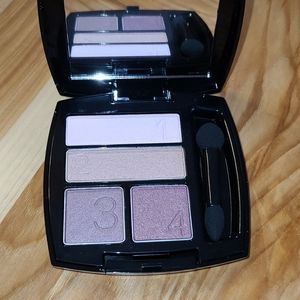 AVON Eyeshadow Quad